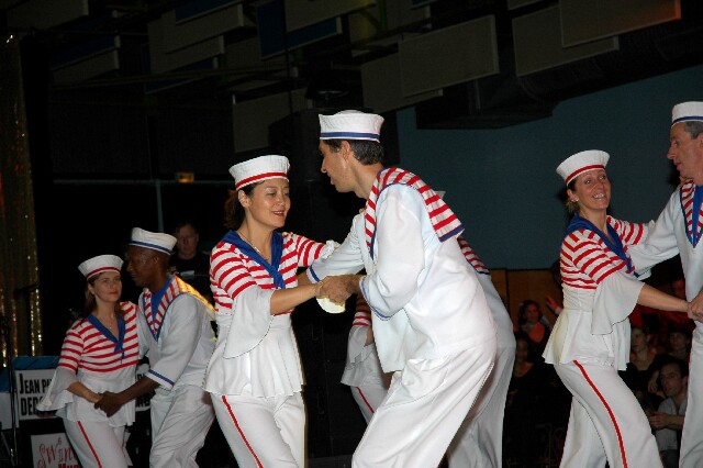 min 2005 11 12 fous swing 074